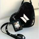 Bolsa de Coração BTS - Preto e Branco Verniz