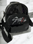 Mochilinha do skz toda preta